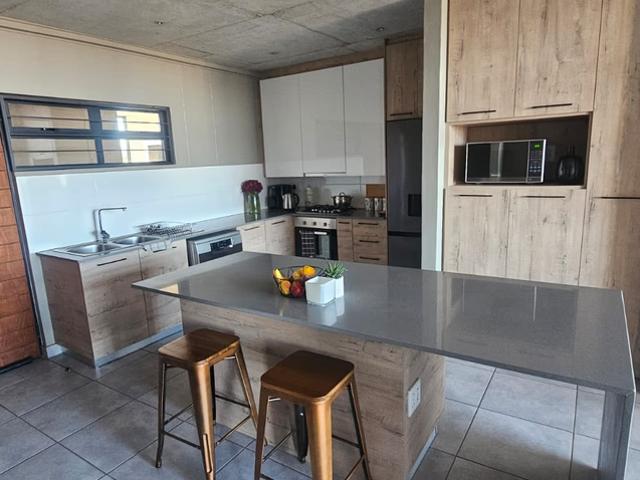 Apartment for rent in Waterkloof, Gauteng