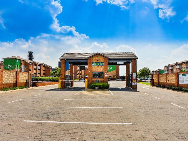 Apartment for rent in Heuweloord, Gauteng