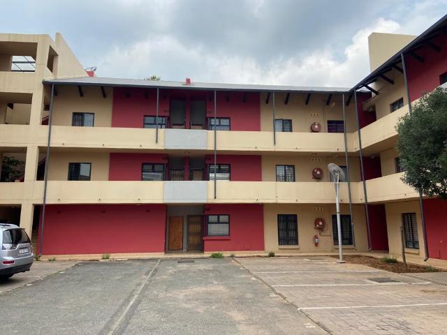 Apartment for rent in Homestead Park, Johannesburg