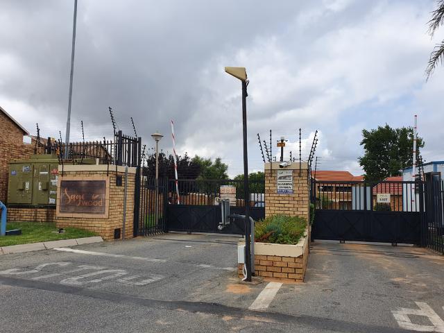 Apartment for rent in Nooitgedacht, Gauteng