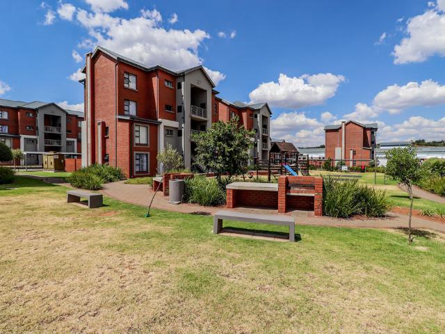 Apartment for rent in Rietvalleipark, City of Tshwane Metropolitan Municipality
