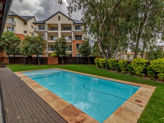 Apartment for rent in Willowway x9, Randburg