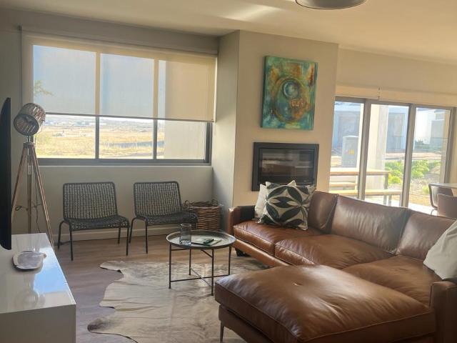 Apartment for rent in West Coast, Britannia Bay