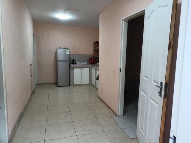 Apartment for rent in Waterkloof, Gauteng