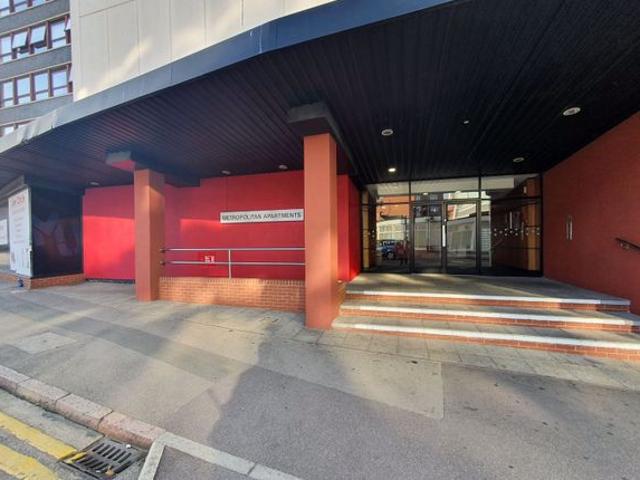 Apartment for rent in St Matthew's, Old Wharf