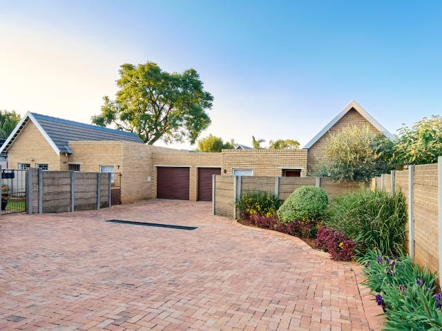 Apartment for rent in Nooitgedacht, Gauteng