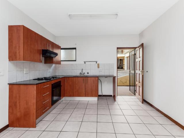 Apartment for rent in Nooitgedacht, Gauteng