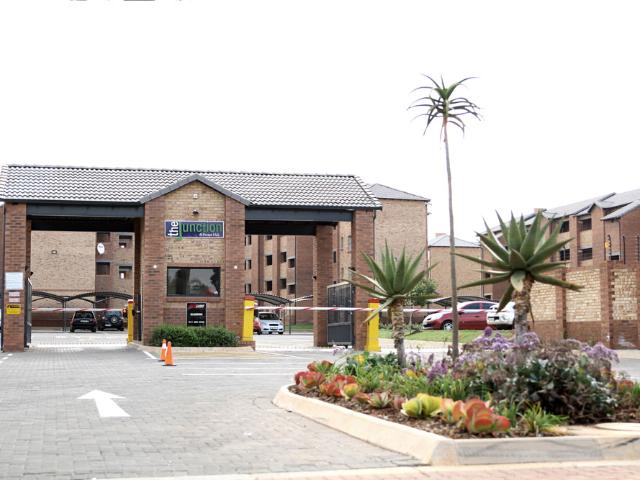 Apartment for rent in Olievenhoutbos, Gauteng