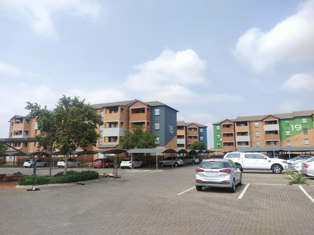 Apartment for rent in Olievenhoutbos, Gauteng