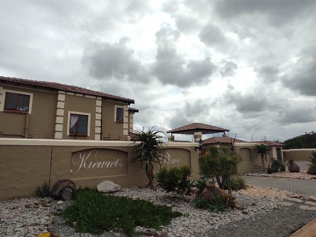 Apartment for rent in Waterkloof, Gauteng