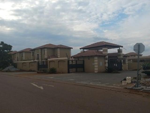 Apartment for rent in Waterkloof, Gauteng