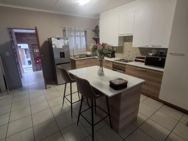 Apartment for rent in Waterkloof, Gauteng