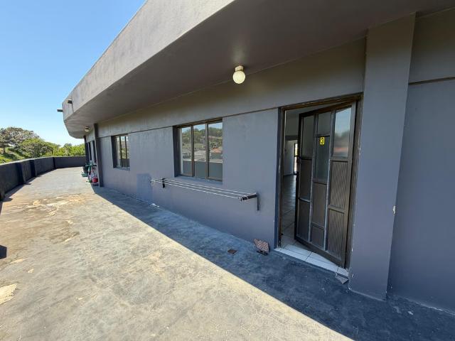 Apartment for rent in Montclair, Durban