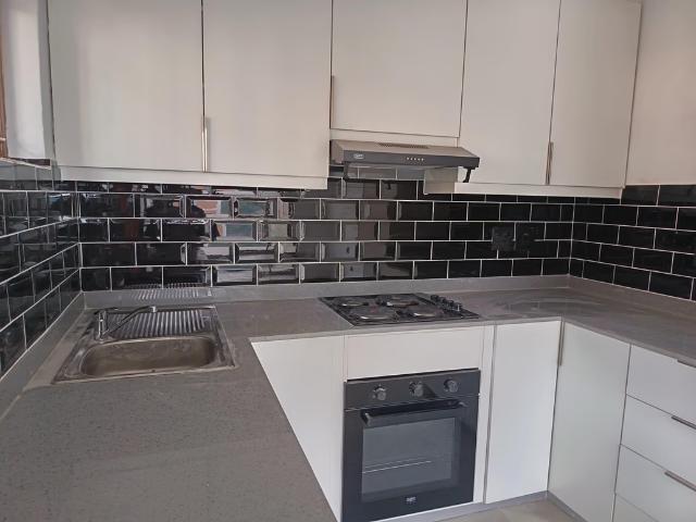 Apartment for rent in Stamford Hill, Durban