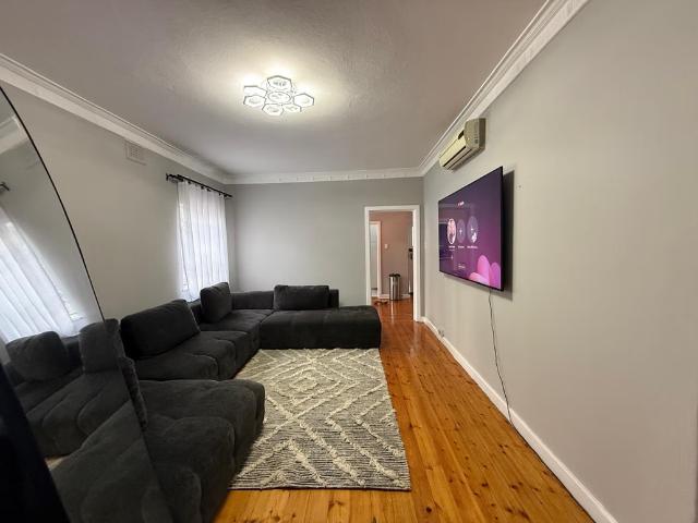 Apartment for rent in Seaview, Kwazulu-natal