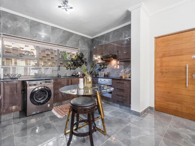 Apartment for rent in Princess Grant, Kwazulu-natal