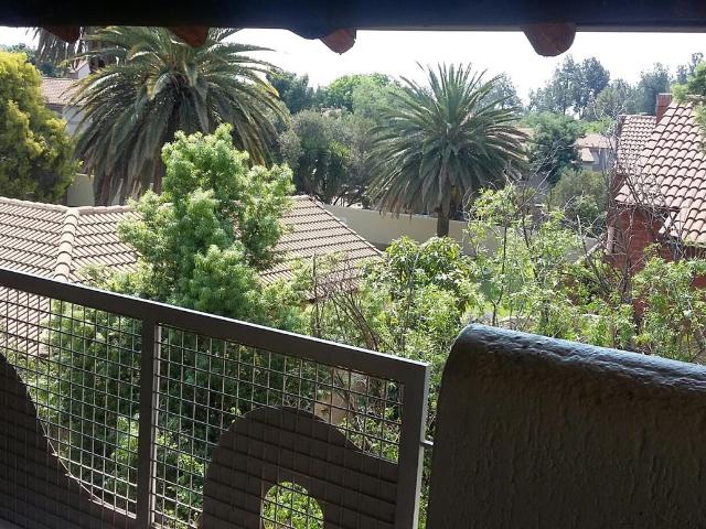 Apartment for rent in Paulshof, Alexandra