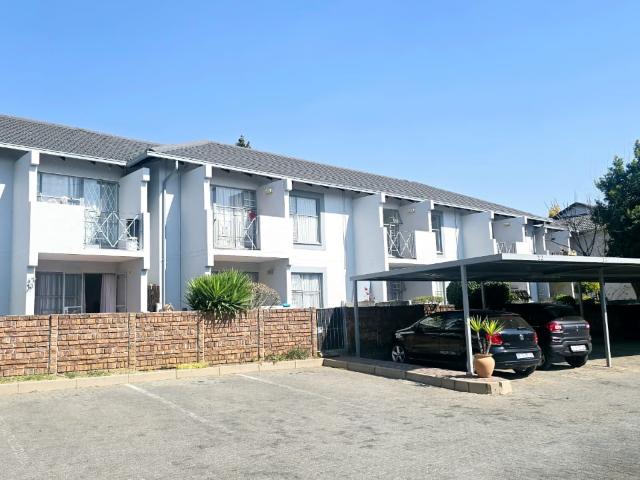 Apartment for rent in Paulshof, Alexandra