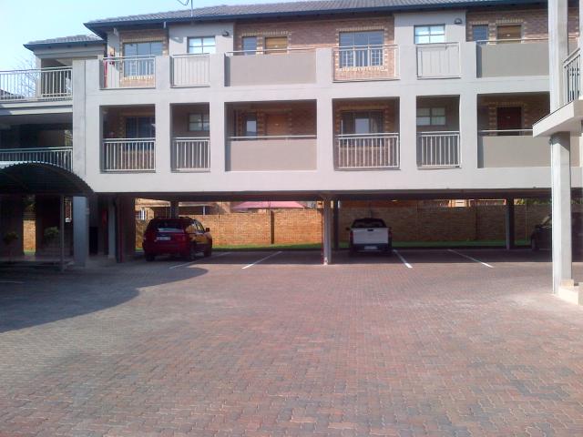 Apartment for rent in Raceview, Alberton