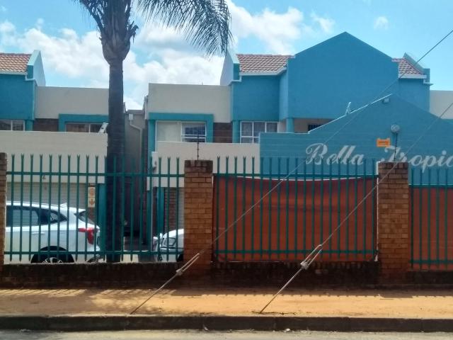 Apartment for rent in Hartbeespoort Dam Nature Reserve, North West