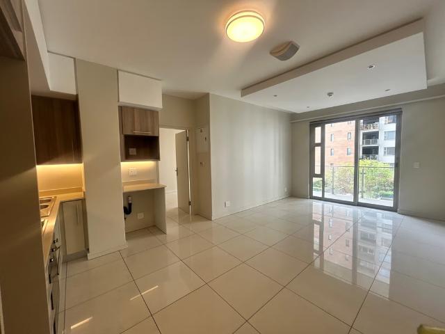 Apartment for rent in Parktown North, Rosebank
