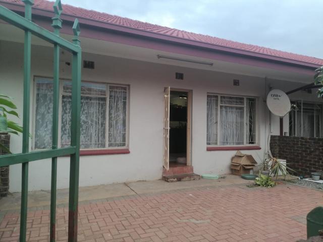 Apartment for rent in Tlhabane, North West