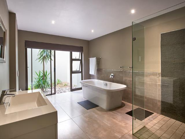 Apartment for rent in Sandown, Sandton