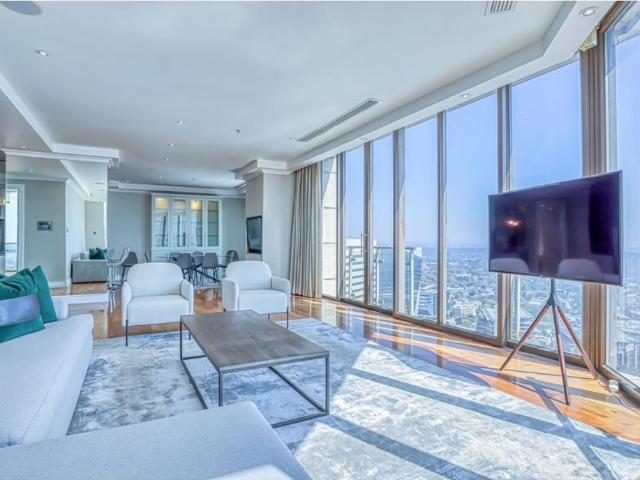Apartment for rent in Johannesburg Ward 103, Sandton