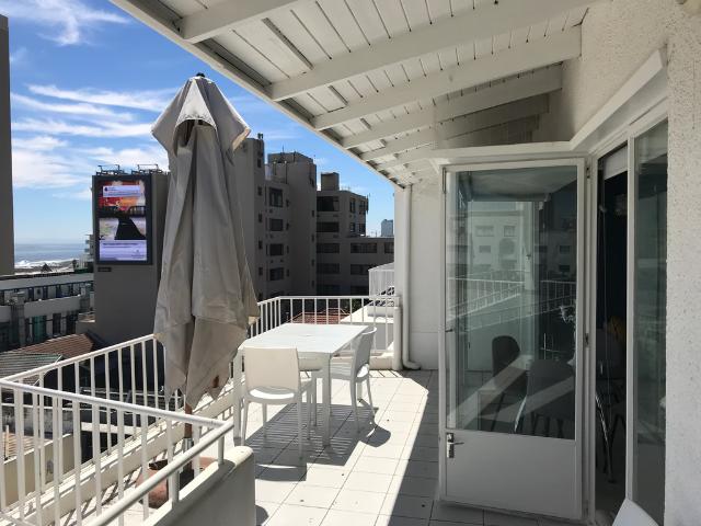 Apartment for rent in Sea Point, Cape Town
