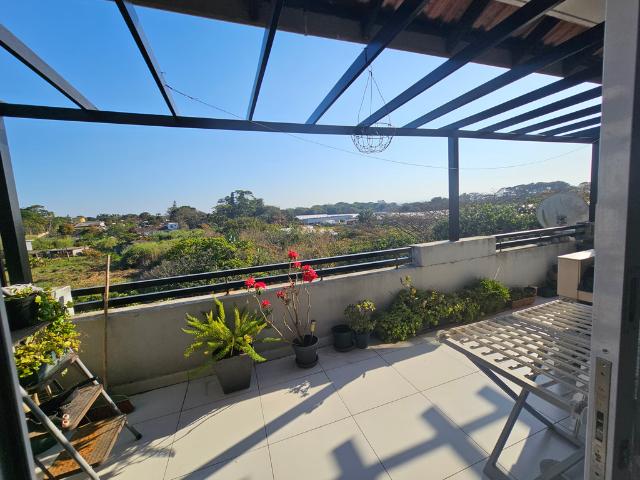 Apartment for rent in Princess Grant, Kwazulu-natal