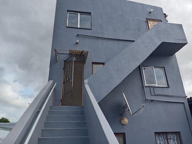 Apartment for rent in Princess Grant, Kwazulu-natal