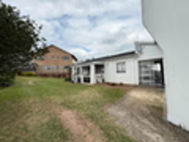 Apartment for rent in Seaview, Kwazulu-natal