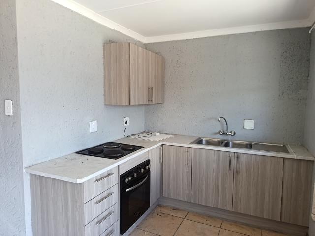 Apartment for rent in Trichardt, Govan Mbeki