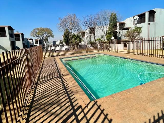Apartment for rent in Vorna Valley, Midrand