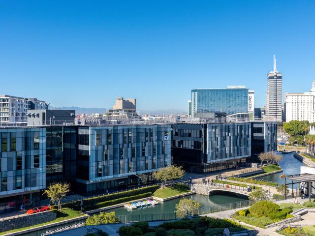 Apartment for rent in Foreshore, Cape Town