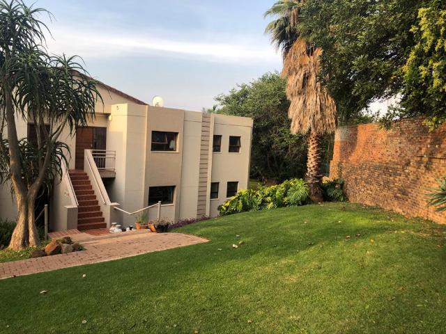 Apartment for rent in Waterkloof, Gauteng