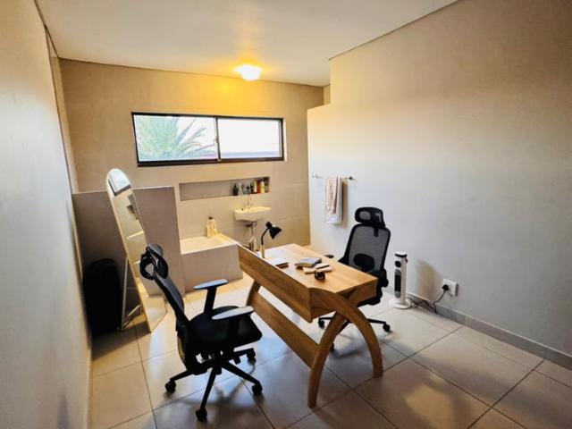 Apartment for rent in Waterkloof, Gauteng