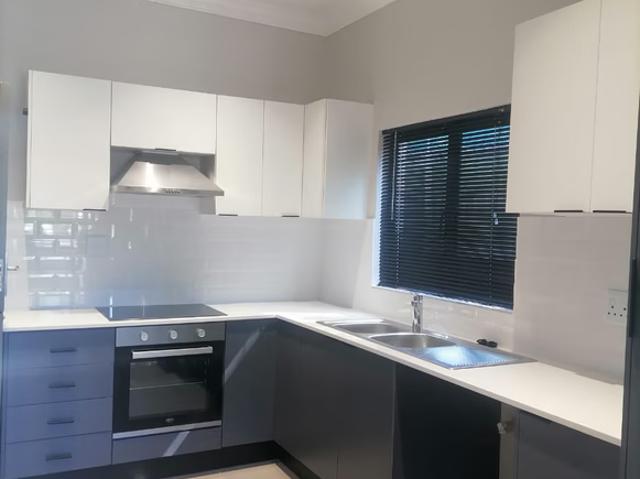 Apartment for rent in Beverley Hills, Durban