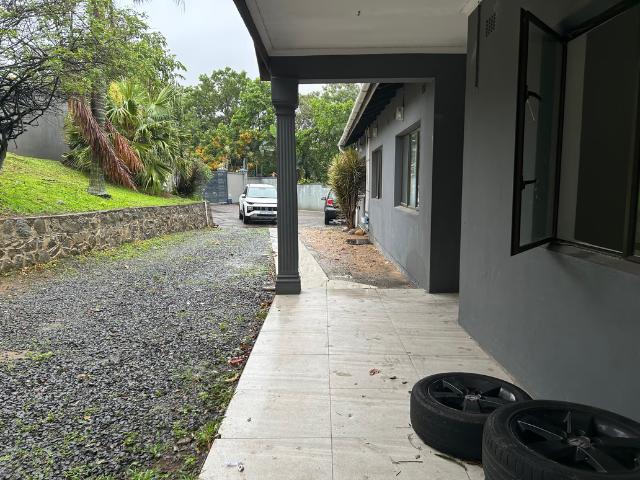 Apartment for rent in Beverley Hills, Durban