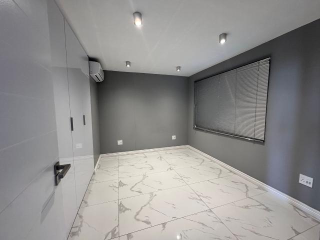 Apartment for rent in Seaview, Kwazulu-natal