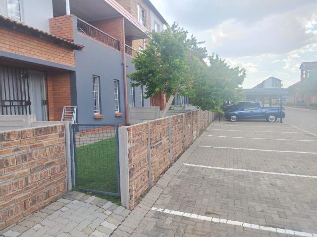 Apartment for rent in Waterkloof, Gauteng