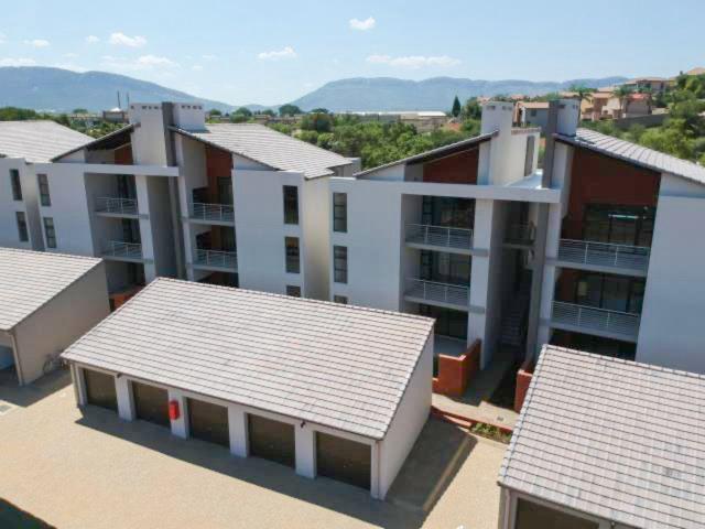 Apartment for rent in Hartbeespoort Dam Nature Reserve, North West
