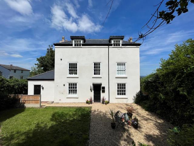 Flat for rent in Link Top, Forthampton