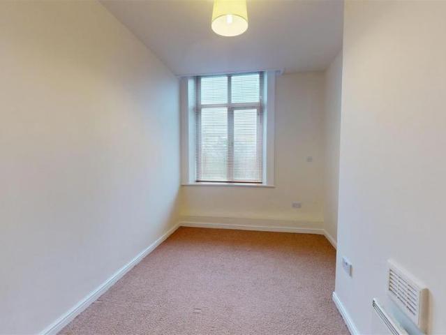 Apartment for rent in Stone Chair, Northowram