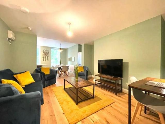 Apartment for rent in Hotwells, Feckenham