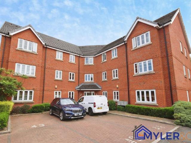 Flat for rent in Upton Rocks, Widnes