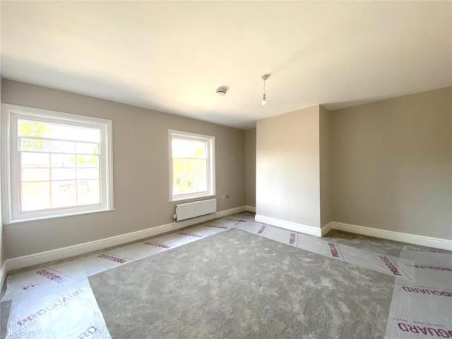 Apartment for rent in Heol-las, Surrey