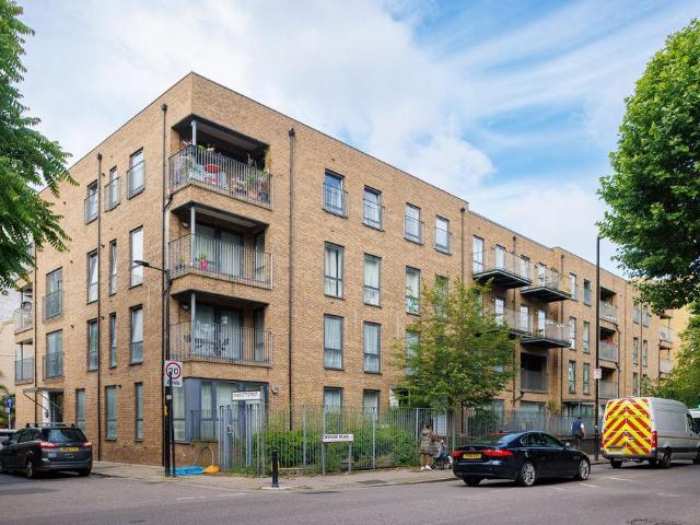 Flat for rent in Old Kent Road, Greater London