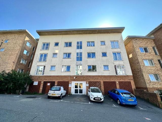 Flat for rent in Clive Vale, Guestling Green