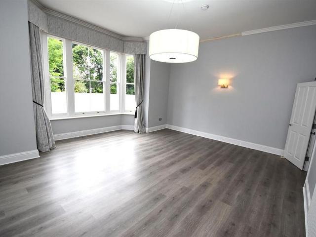 Apartment for rent in Milverton, Green Close